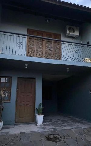 Casa à venda com 125m², 2 quartos e 2 vagas Casa à venda com 125m², 2 quartos e 2 vagasÁrea externa