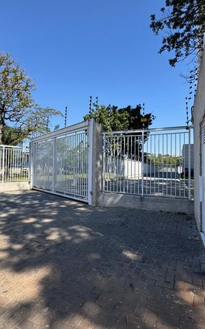 Apartamento para alugar com 45m², 2 quartos e 1 vaga Apartamento para alugar com 45m², 2 quartos e 1 vagaFachada com PLACA GRANDE