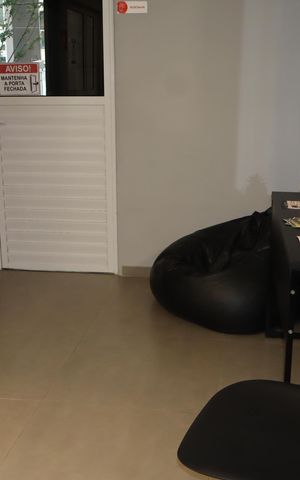 Apartamento à venda com 50m², 2 quartos e sem vagaÁrea comum - Hall de entrada