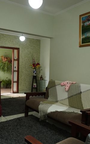 Casa para alugar com 122m², 4 quartos e 5 vagasSala de TV