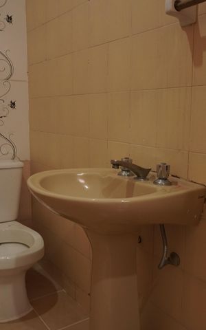 Casa para alugar com 122m², 4 quartos e 5 vagasEdícula - Banheiro