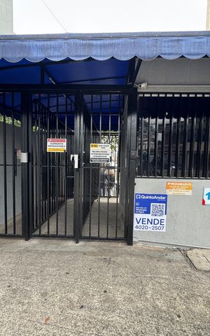 Apartamento à venda com 50m², 2 quartos e 1 vagaFachada com placa grande