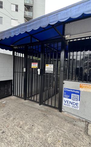 Apartamento à venda com 50m², 2 quartos e 1 vagaFachada com placa grande 