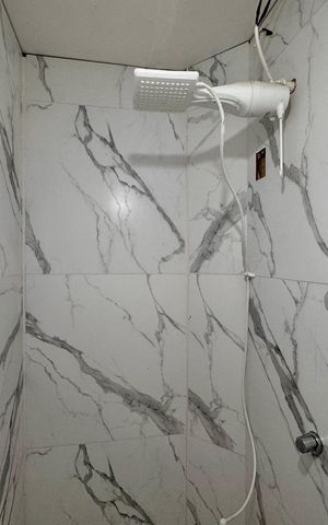 Casa de condomínio para alugar com 112m², 2 quartos e 1 vaga Casa de condomínio para alugar com 112m², 2 quartos e 1 vagaBanheiro Social 1