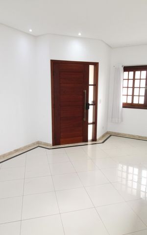 Casa de condomínio para alugar com 300m², 4 quartos e 2 vagasSala 1