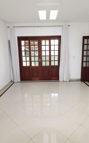 Casa de condomínio para alugar com 300m², 4 quartos e 2 vagasSala 3