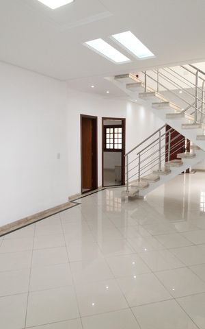 Casa de condomínio para alugar com 300m², 4 quartos e 2 vagasSala 3