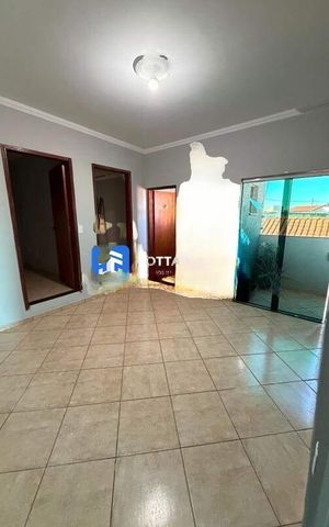 Casa à venda com 160m², 4 quartos e 2 vagas