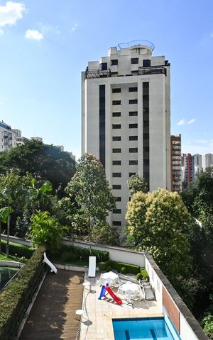 Apartamento à venda com 157m², 3 quartos e 3 vagasVista da varanda da sala