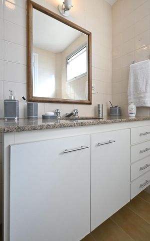 Apartamento à venda com 157m², 3 quartos e 3 vagasBanheiro da suíte 1