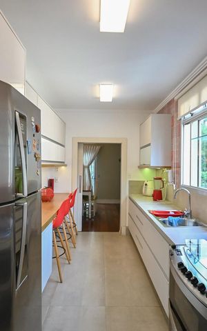 Apartamento à venda com 157m², 3 quartos e 3 vagasCozinha