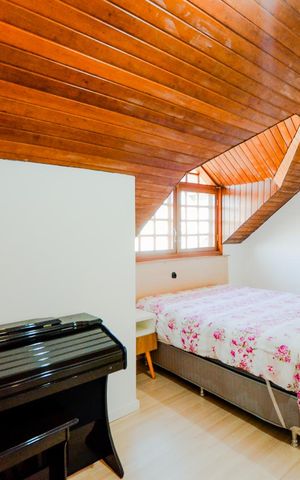 Casa de condomínio à venda com 160m², 3 quartos e 3 vagasQuarto 2