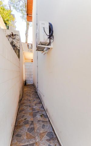 Casa de condomínio à venda com 160m², 3 quartos e 3 vagascORCorredor Lateral 