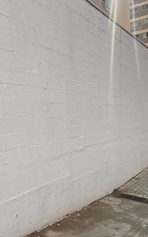 Apartamento à venda com 39m², 1 quarto e sem vaga Apartamento à venda com 39m², 1 quarto e sem vagaFachada do Prédio e Placa