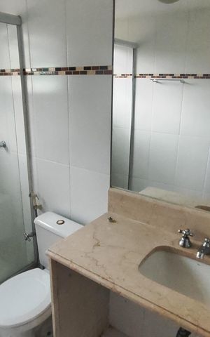 Casa de condomínio à venda com 360m², 3 quartos e 2 vagasBanheiro
