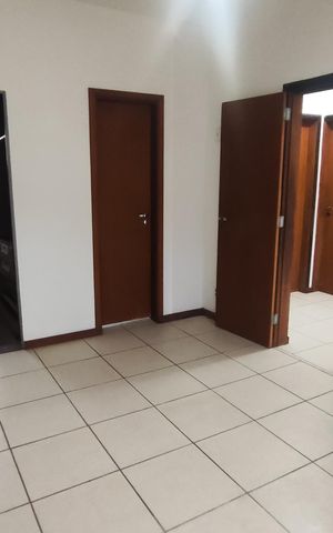 Casa de condomínio à venda com 360m², 3 quartos e 2 vagasQuarto