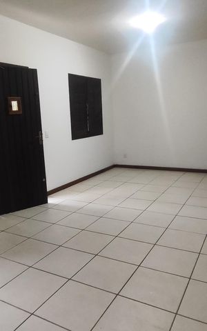 Casa de condomínio à venda com 360m², 3 quartos e 2 vagasQuarto