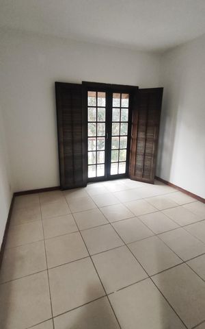 Casa de condomínio à venda com 360m², 3 quartos e 2 vagasQuarto