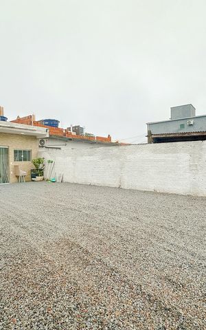 Casa para alugar com 45m², 1 quarto e 2 vagasGaragem