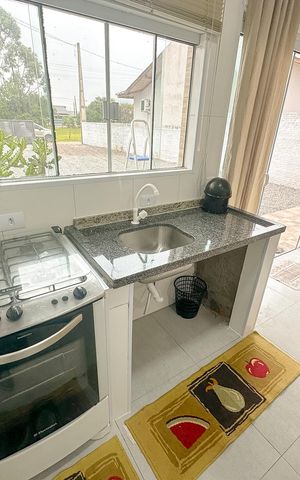Casa para alugar com 45m², 1 quarto e 2 vagasCozinha