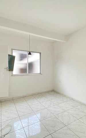 Casa para alugar com 50m², 2 quartos e sem vaga