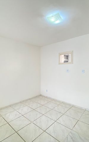 Casa para alugar com 50m², 2 quartos e sem vaga