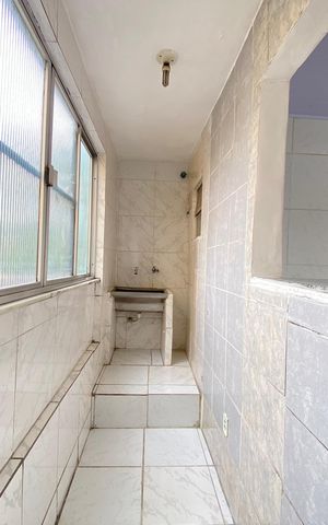 Casa para alugar com 50m², 2 quartos e sem vaga