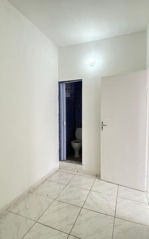 Casa para alugar com 50m², 2 quartos e sem vaga