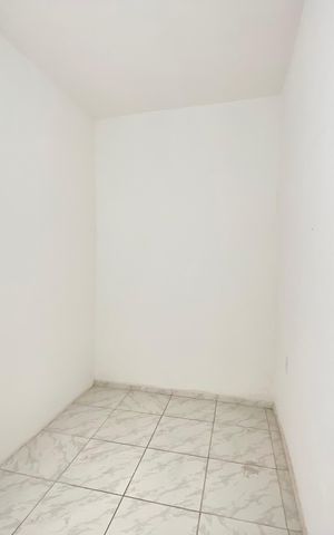 Casa para alugar com 50m², 2 quartos e sem vaga
