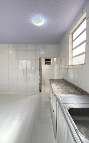 Casa para alugar com 50m², 2 quartos e sem vaga
