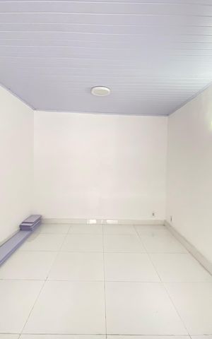 Casa para alugar com 50m², 2 quartos e sem vaga