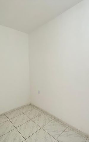 Casa para alugar com 50m², 2 quartos e sem vaga