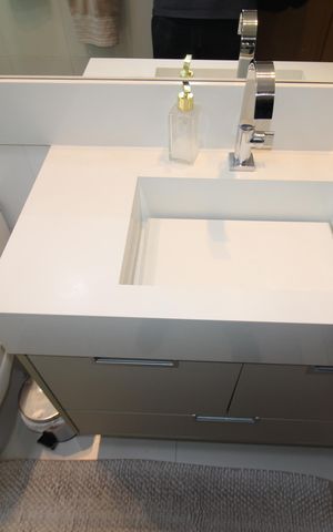 Apartamento à venda com 76m², 2 quartos e 2 vagasBanheiro