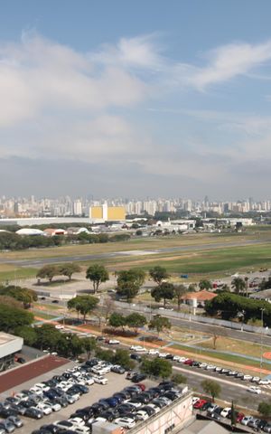 Apartamento à venda com 76m², 2 quartos e 2 vagasVaranda