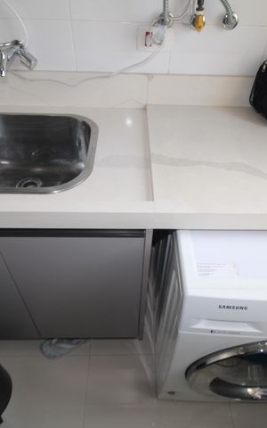 Apartamento à venda com 76m², 2 quartos e 2 vagasSala / Cozinha