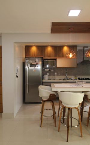Apartamento à venda com 76m², 2 quartos e 2 vagasSala / Cozinha