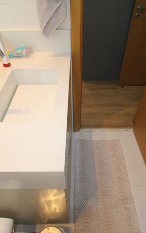 Apartamento à venda com 76m², 2 quartos e 2 vagasBanheiro