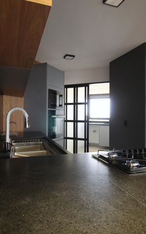 Apartamento à venda com 120m², 3 quartos e 3 vagasCozinha e Área de Serviço