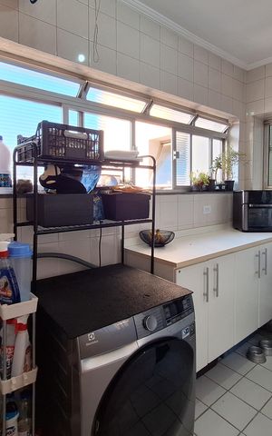 Apartamento à venda com 80m², 3 quartos e 1 vagaÁrea de Serviço