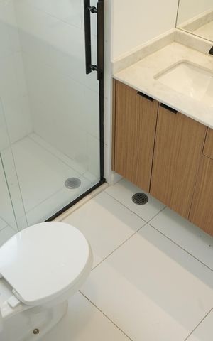 Apartamento à venda com 75m², 2 quartos e 1 vagaBanheiro da Suíte 1