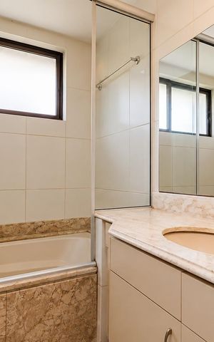 Apartamento para alugar com 80m², 1 quarto e 1 vaga Apartamento para alugar com 80m², 1 quarto e 1 vagaBanheiro