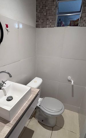Apartamento à venda com 50m², 2 quartos e sem vaga Apartamento à venda com 50m², 2 quartos e sem vagaLavabo