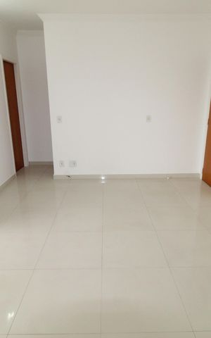 Apartamento para alugar com 74m², 2 quartos e 2 vagasSala