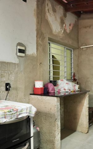 Casa à venda com 200m², 4 quartos e 1 vaga Casa à venda com 200m², 4 quartos e 1 vagaCozinha - Área de fora