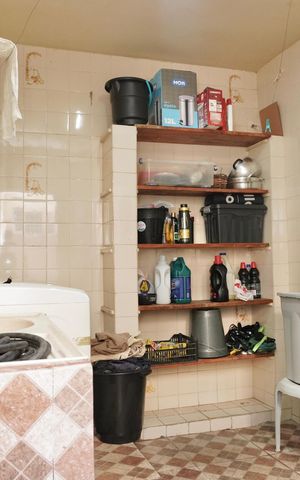Casa à venda com 200m², 4 quartos e 1 vaga Casa à venda com 200m², 4 quartos e 1 vagaÁrea de Serviço