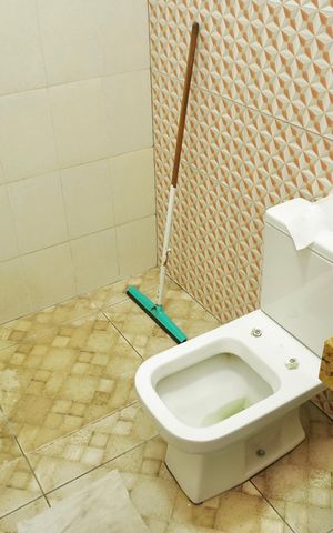 Casa à venda com 200m², 4 quartos e 1 vaga Casa à venda com 200m², 4 quartos e 1 vagaBanheiro Social