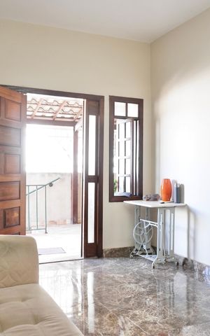 Casa à venda com 200m², 4 quartos e 1 vaga Casa à venda com 200m², 4 quartos e 1 vagaSala 1