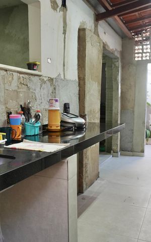 Casa à venda com 200m², 4 quartos e 1 vaga Casa à venda com 200m², 4 quartos e 1 vagaCozinha - Área de fora