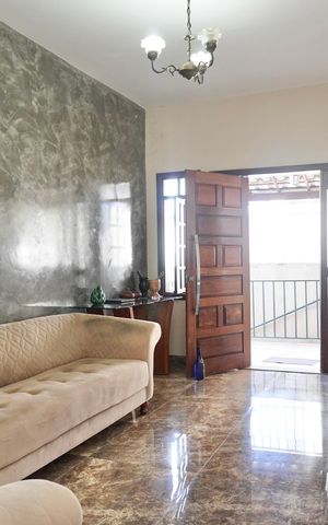 Casa à venda com 200m², 4 quartos e 1 vaga Casa à venda com 200m², 4 quartos e 1 vagaSala 1