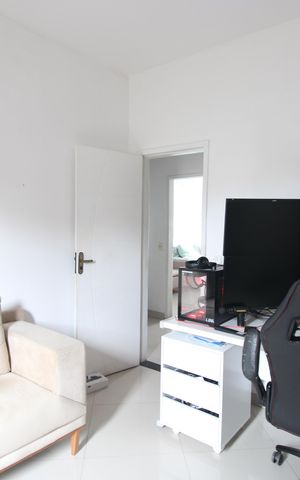 Casa de condomínio à venda com 230m², 5 quartos e 2 vagasQuarto 4